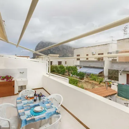 Holiday home I Pianeti
